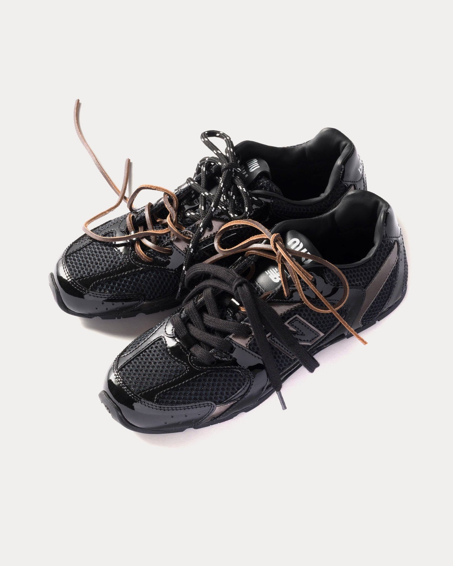 530 SL Patent Leather & Mesh Black / Anthracite Gray Low Top Sneakers