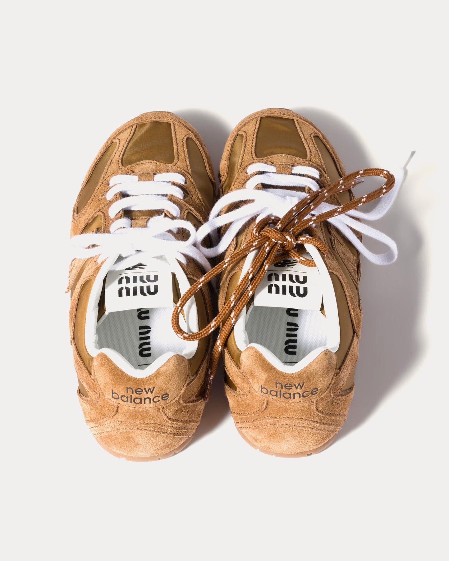 530 SL Technical Fabric & Suede Beige Low Top Sneakers